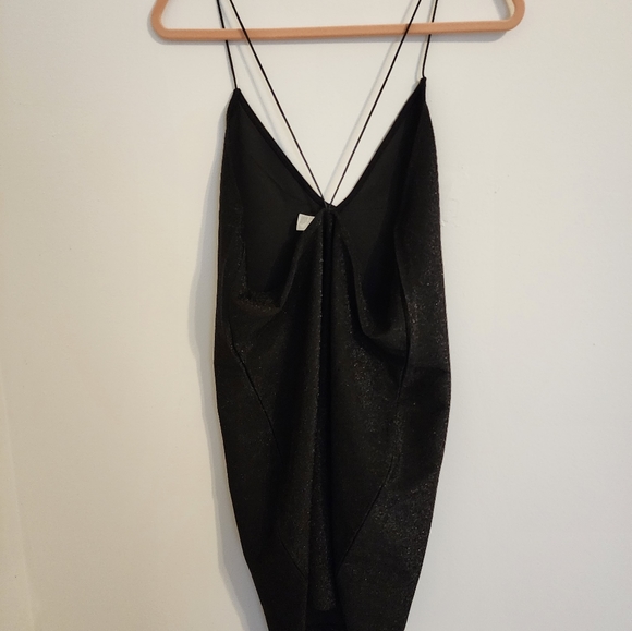 Women's Tops - Picture 14 of 15